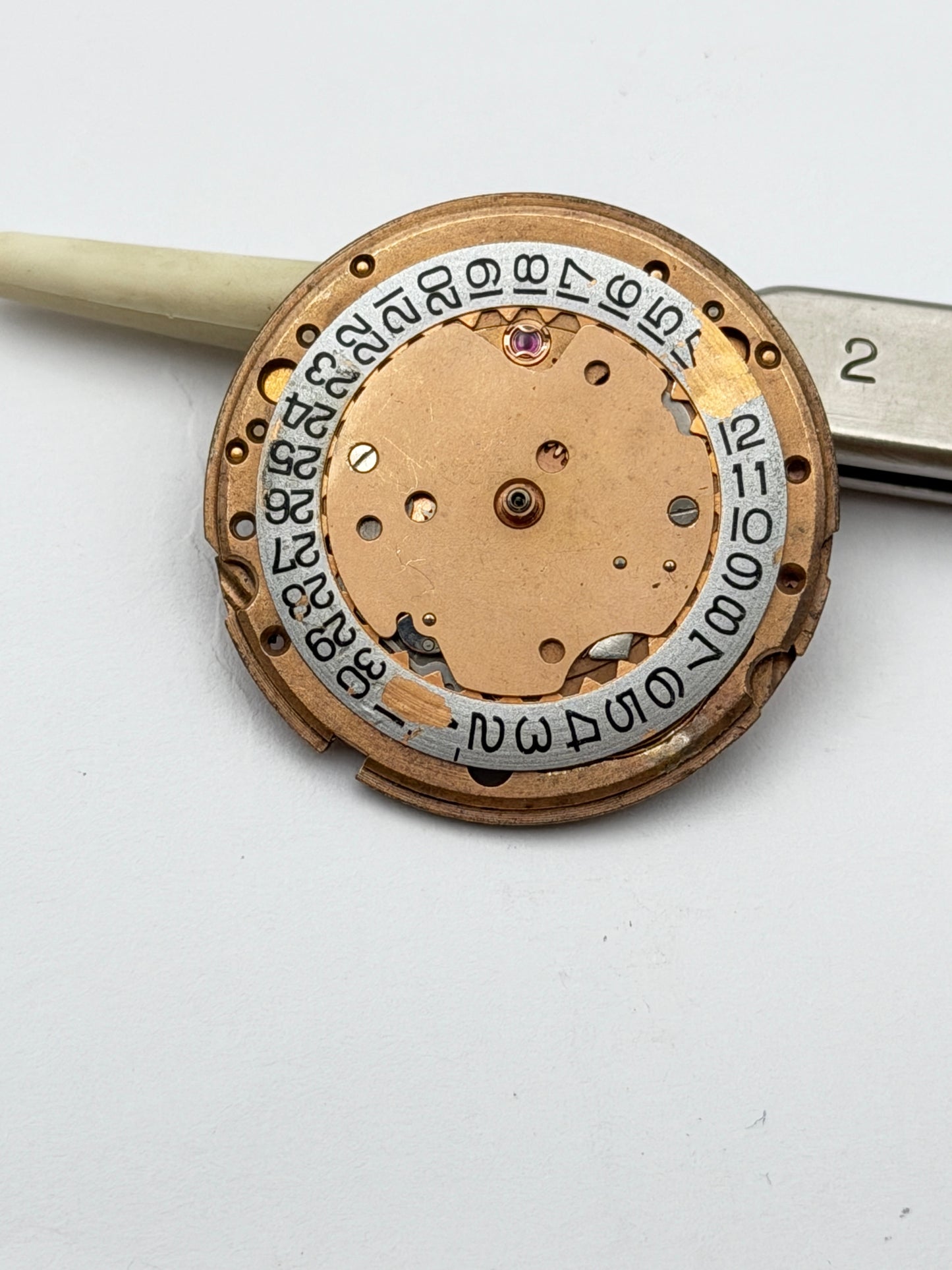 omega 565 movement movimento