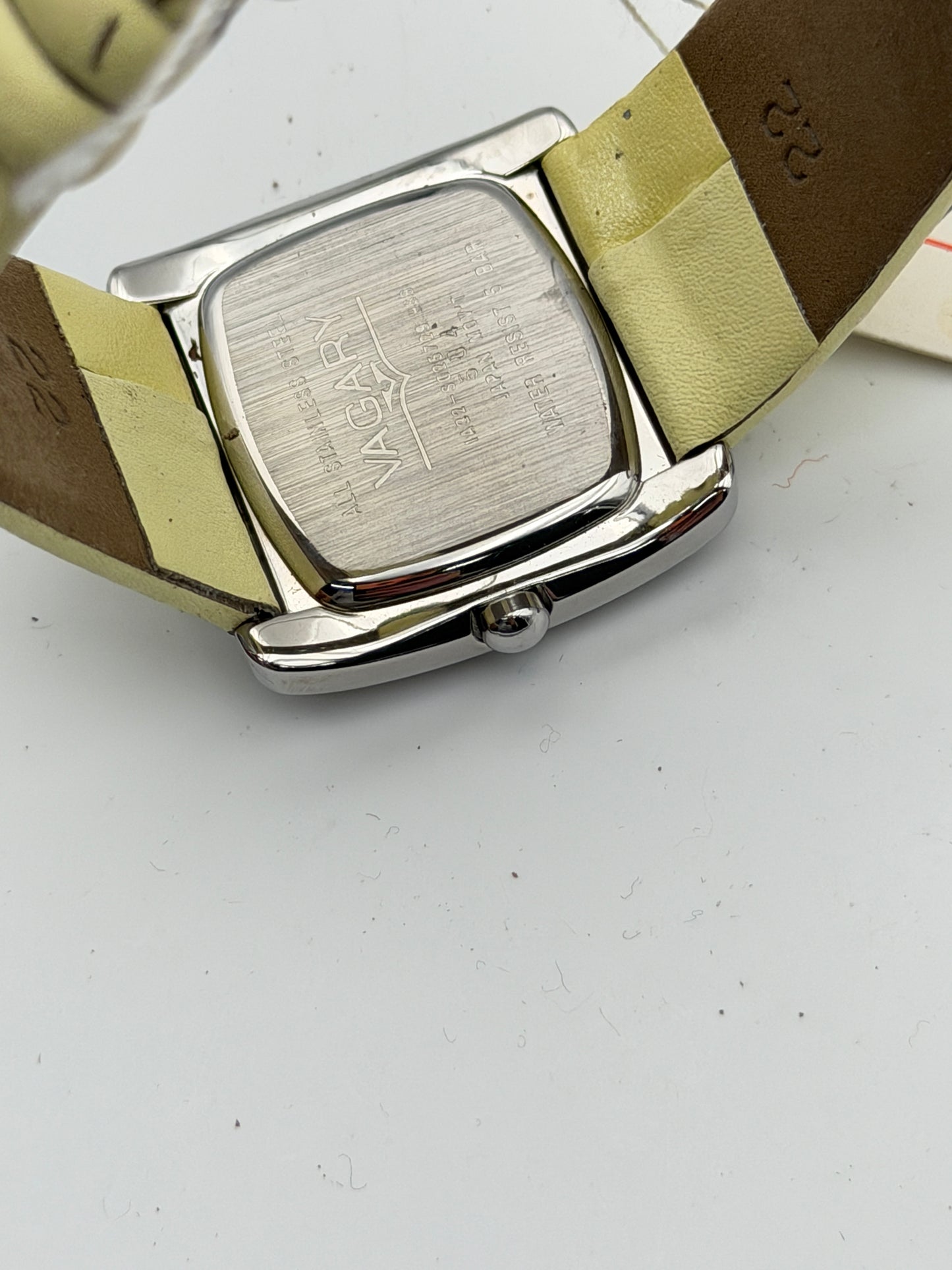 vagary quartz nos vintage watch 32mm