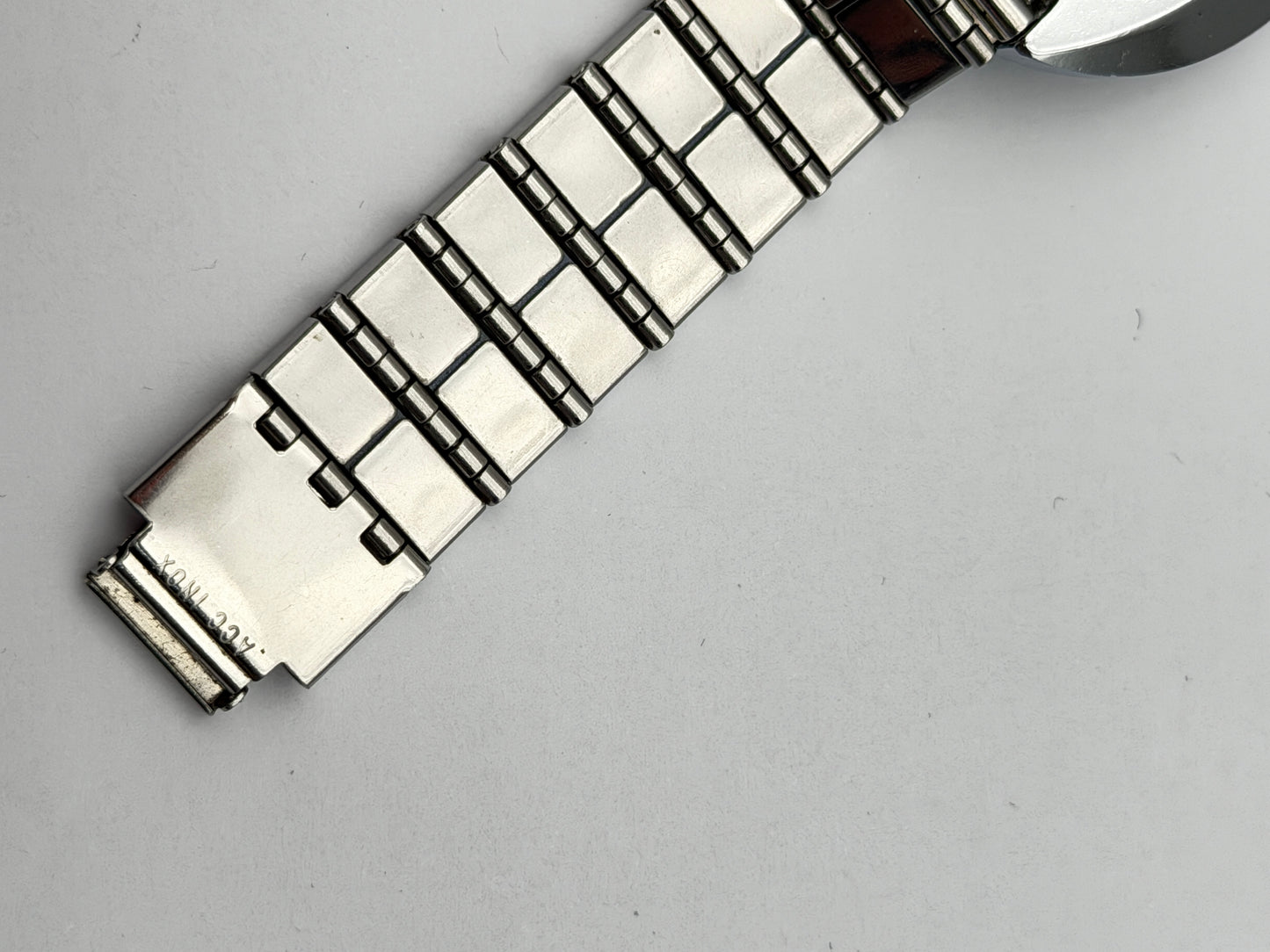 timex ufo 42mm watch vintage