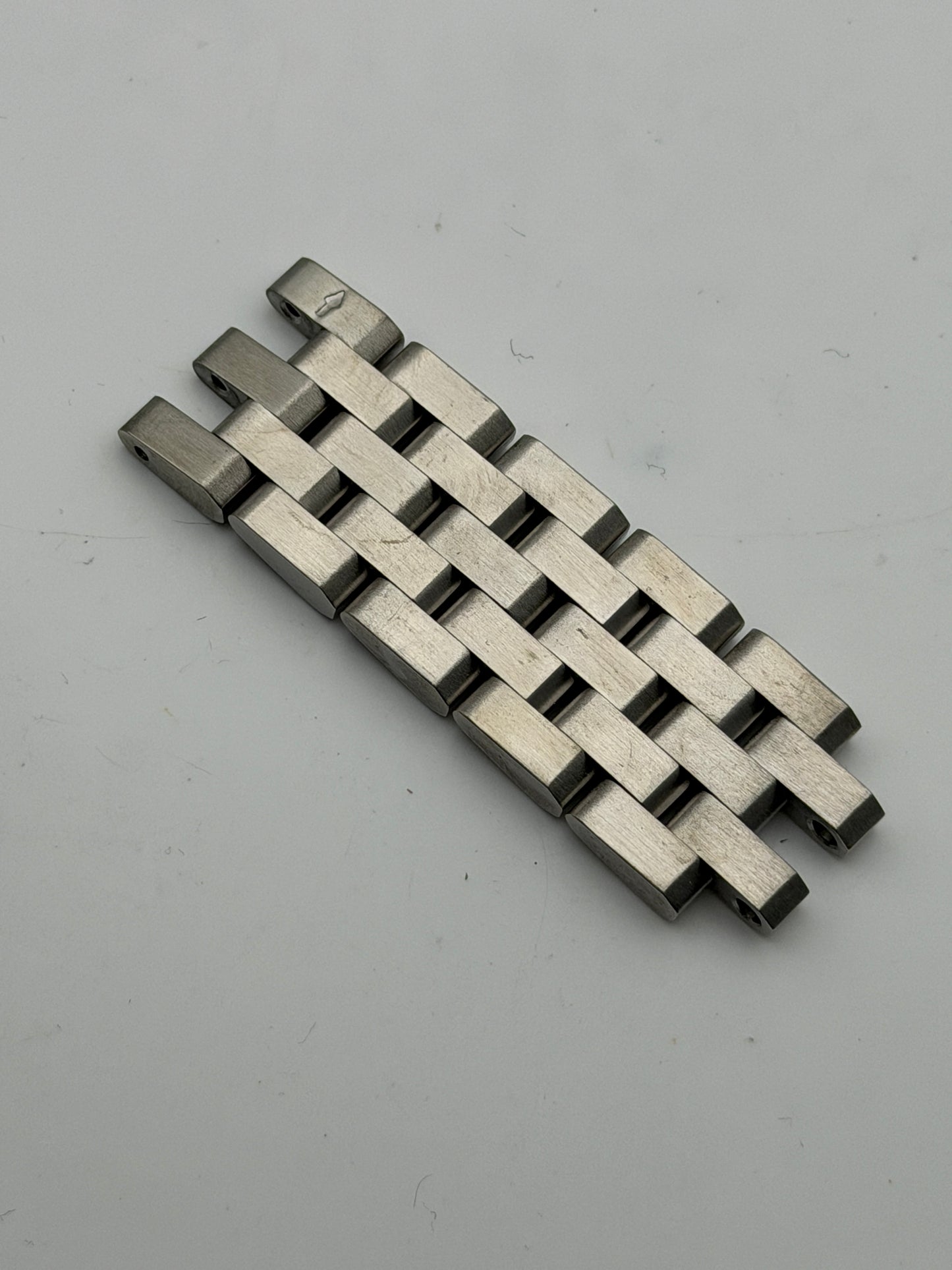 sector 17mm maglia link