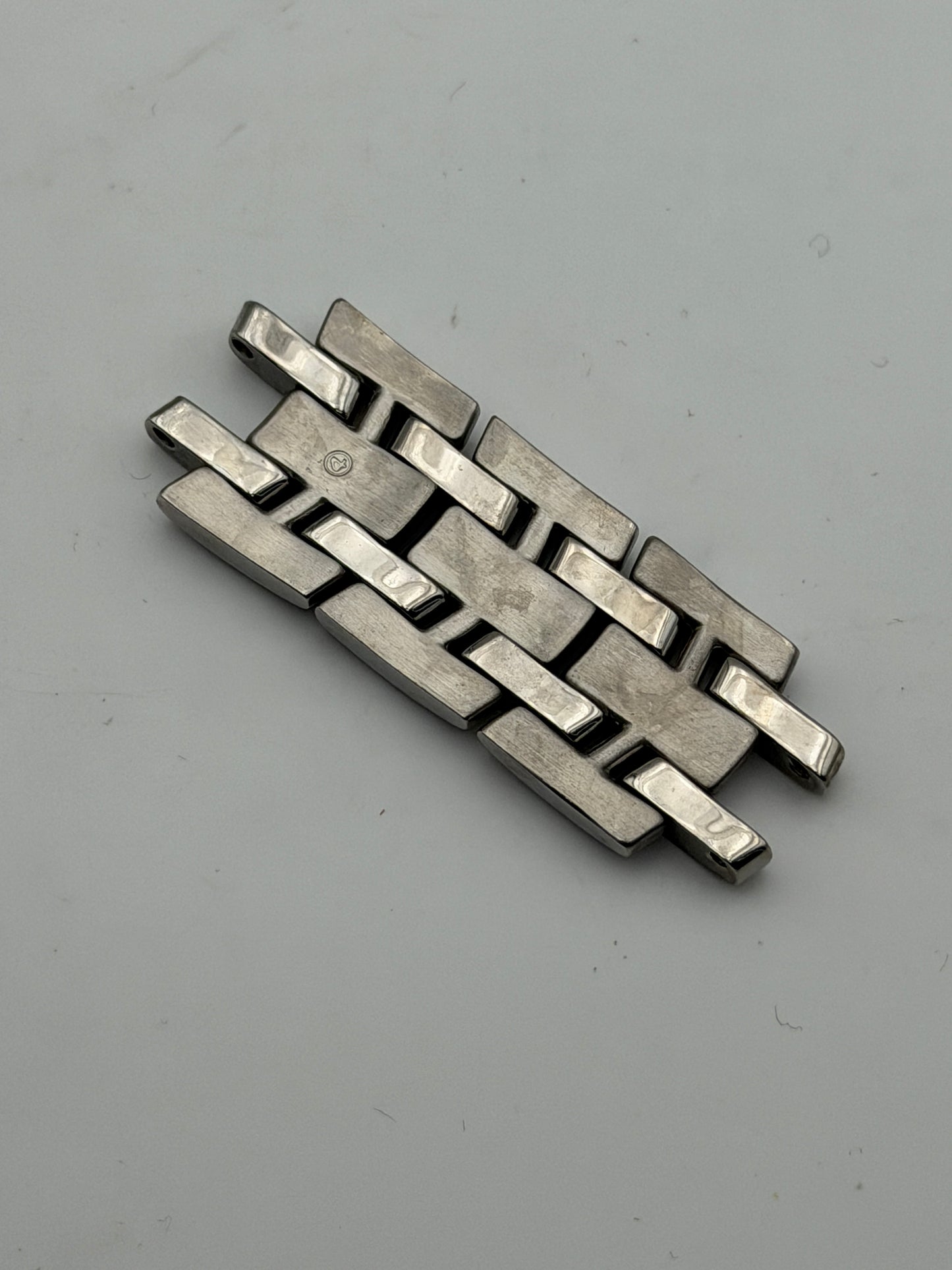 sector 16mm maglia link