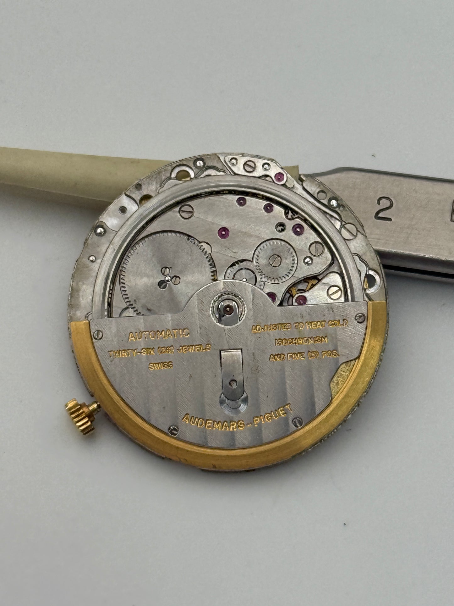 audemars piguet royal oak k2121 movement movimento automatic 21kt