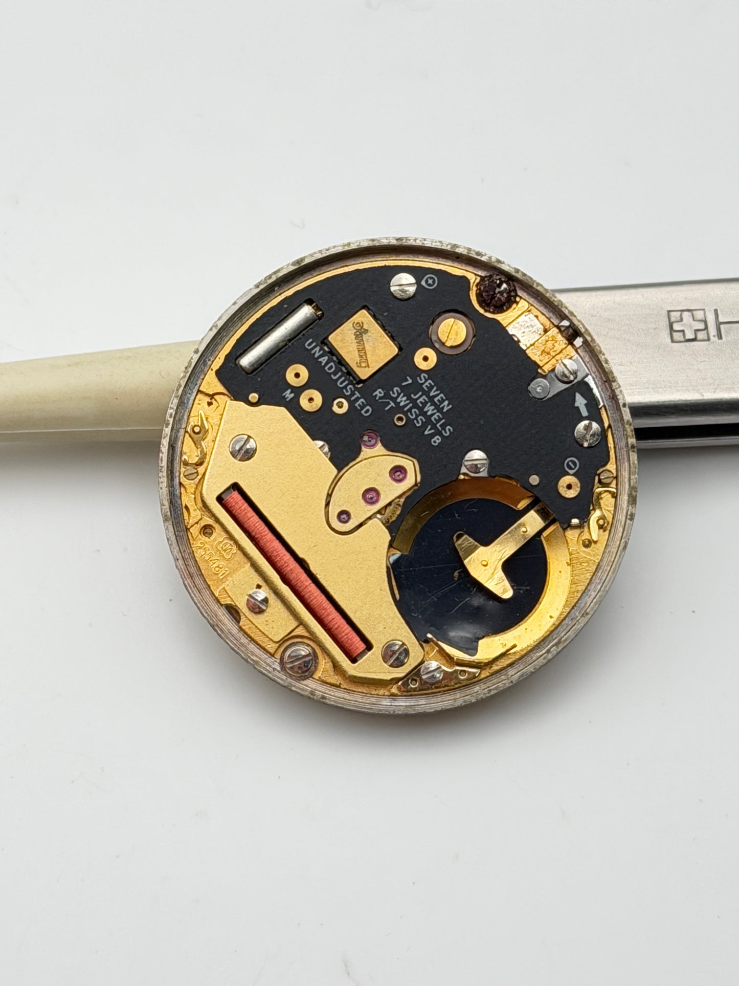 eberhard triple date eta 255.481 quartz movement movimento