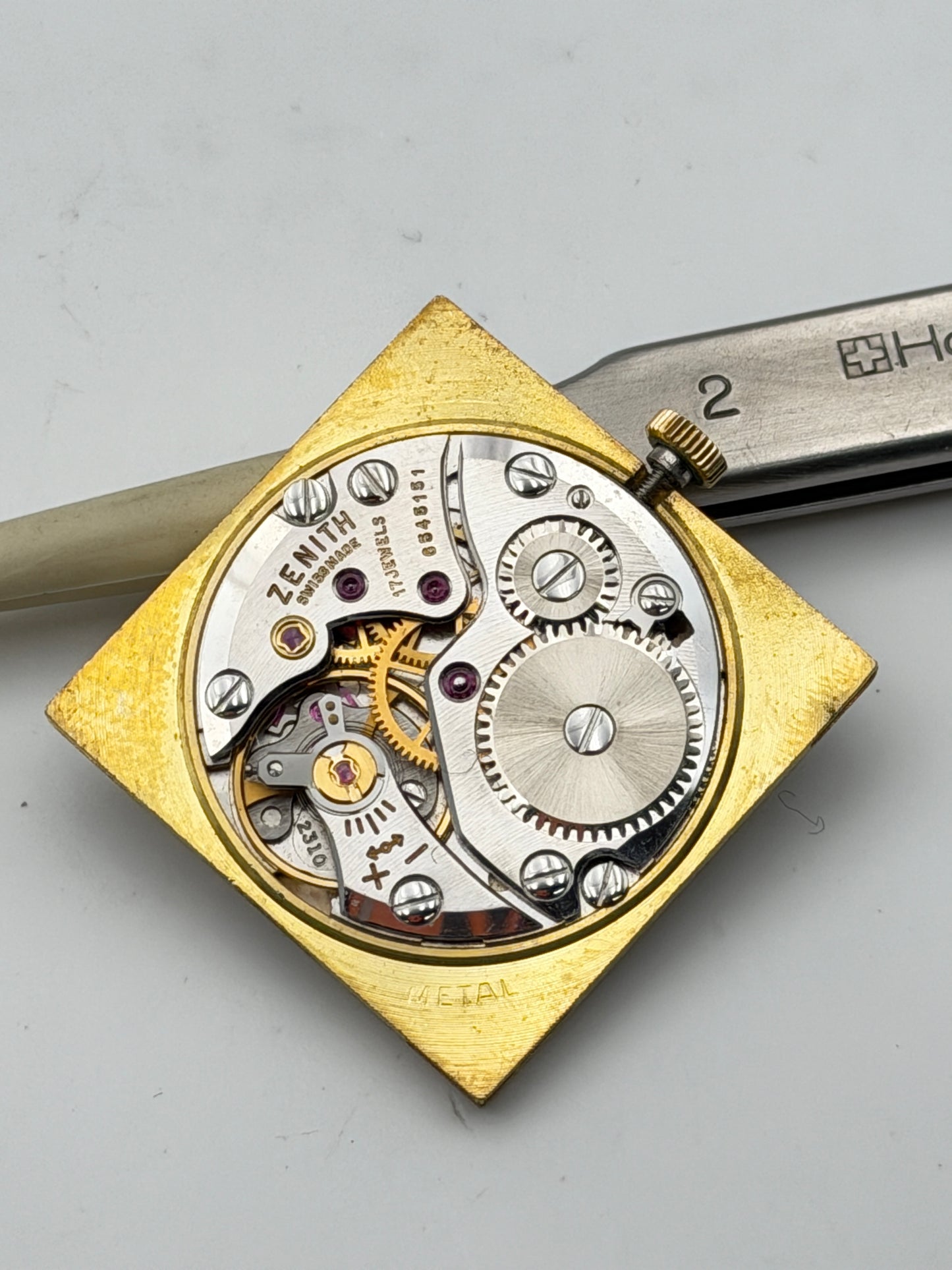 zenith 2310 movement movimento