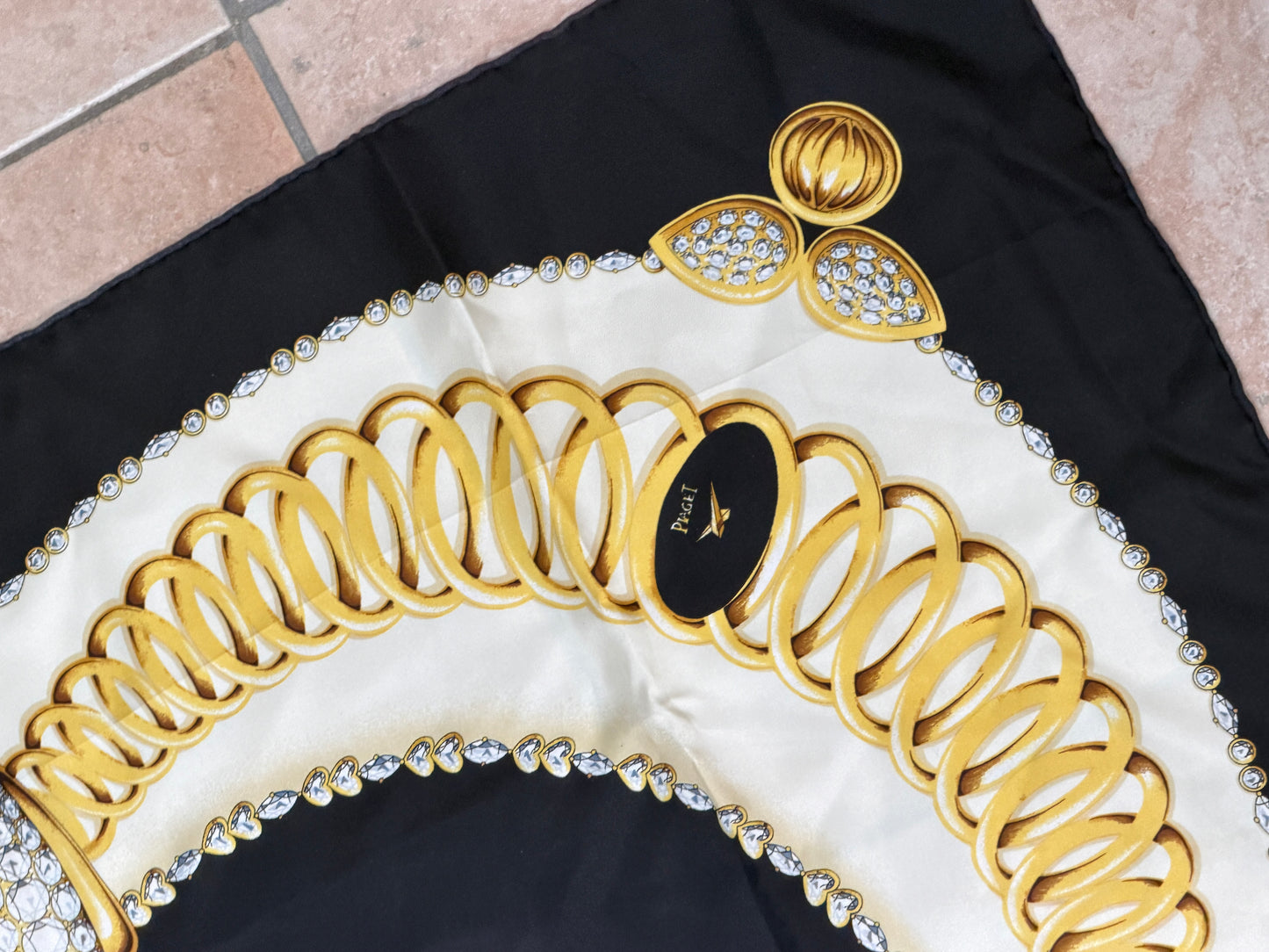 piaget swiss made foulard black