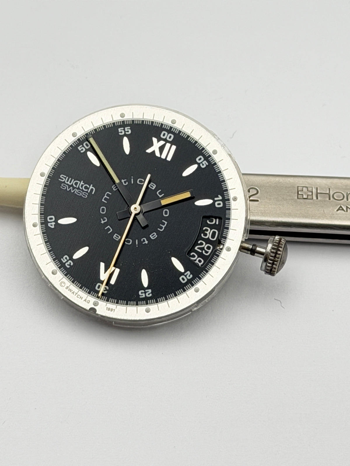 swatch eta 2840 automatic movement movimento