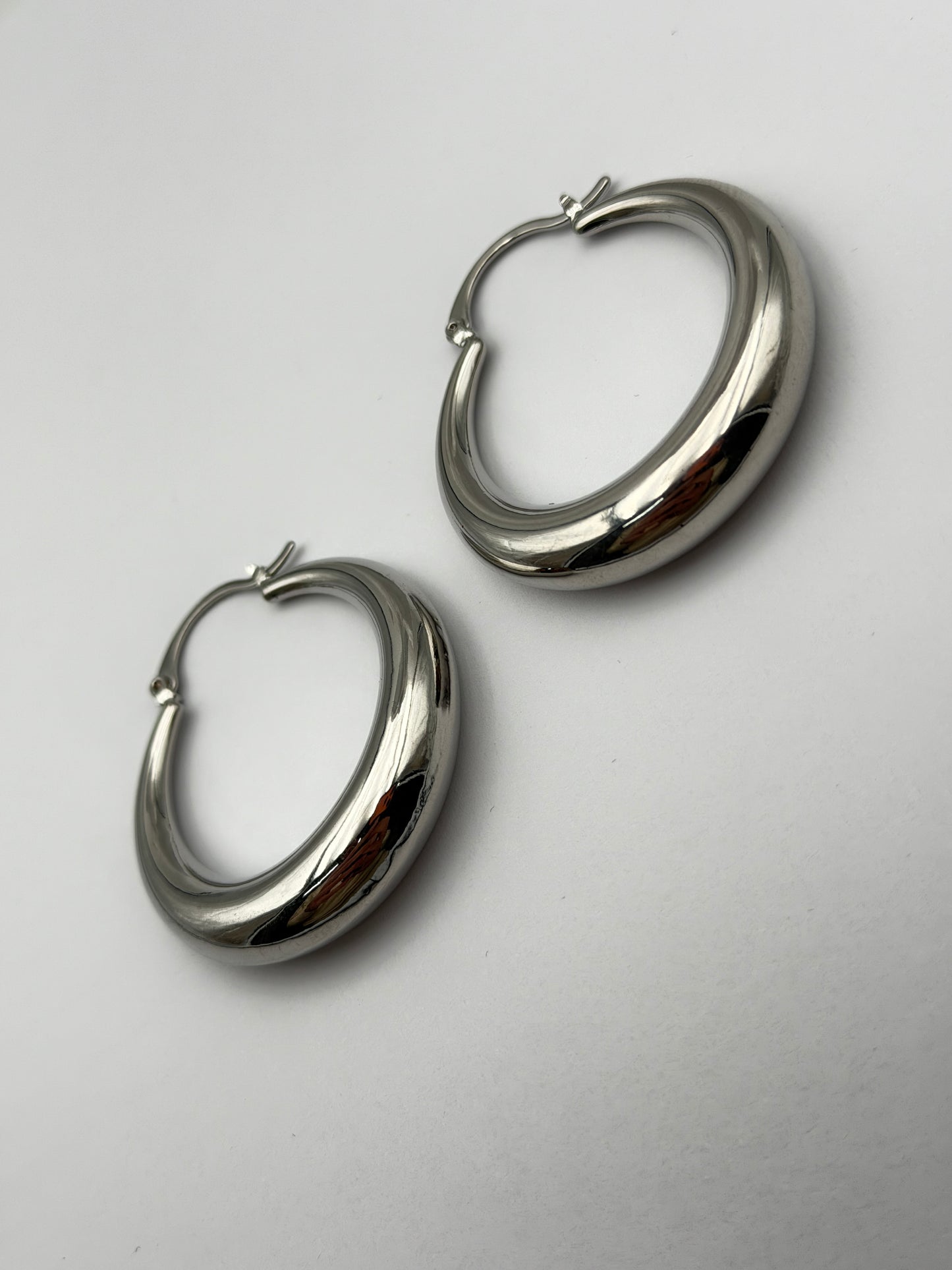 orecchini tondi cerchio acciaio aisi 316l steel round earring 39mm