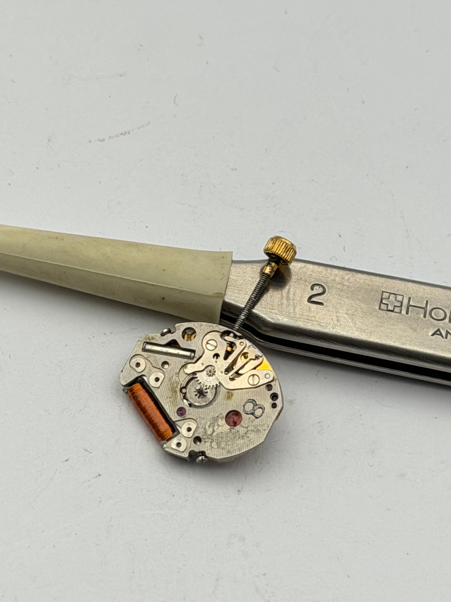 bulova 2980,17 quartz movement movimento