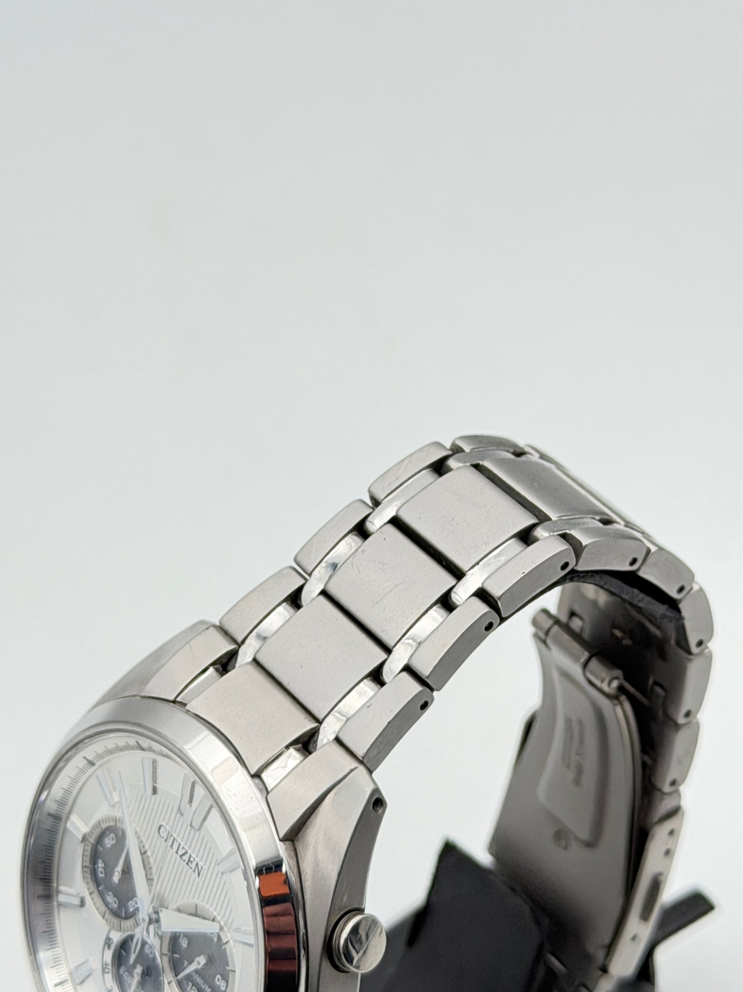 citizen eco drive titanium b620-s088071 43mm