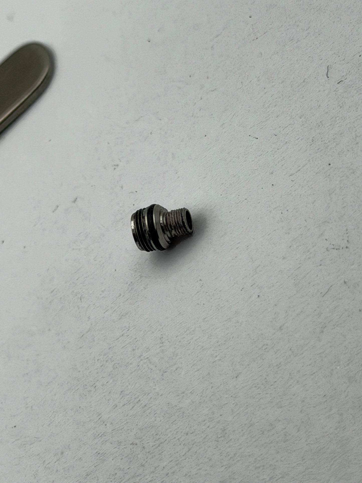 Rolex 16610 tube corona crown