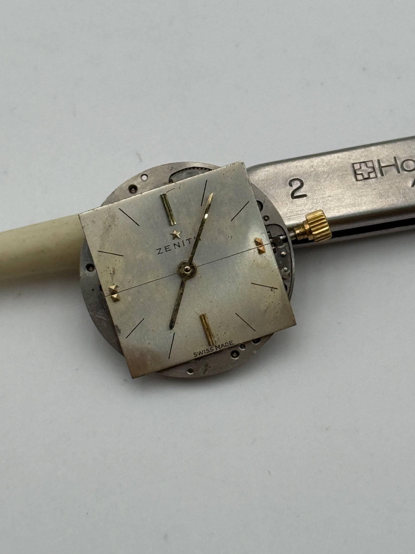 zenith 2011 vacheron movement movimento