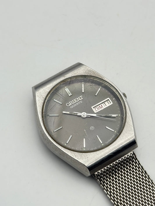 orient quartz japan 36mm hb 589638-80 ca