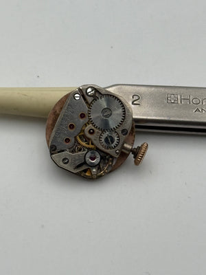 movado 575 17 jewels movement movimento