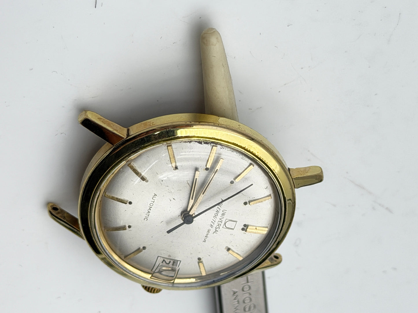 universal geneve polerouter geneve 35mm