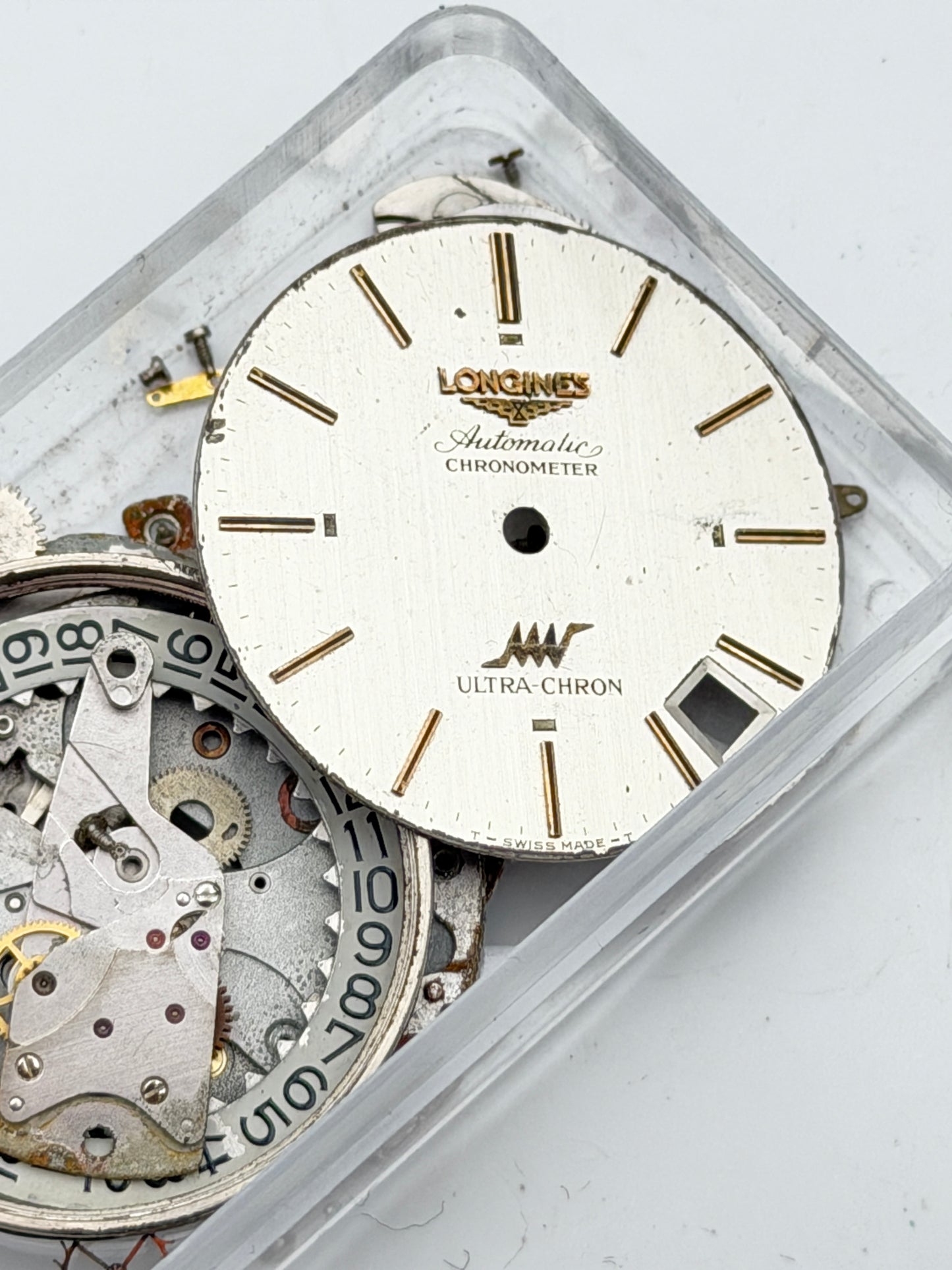 longines ultrachron 6651 movement movimento