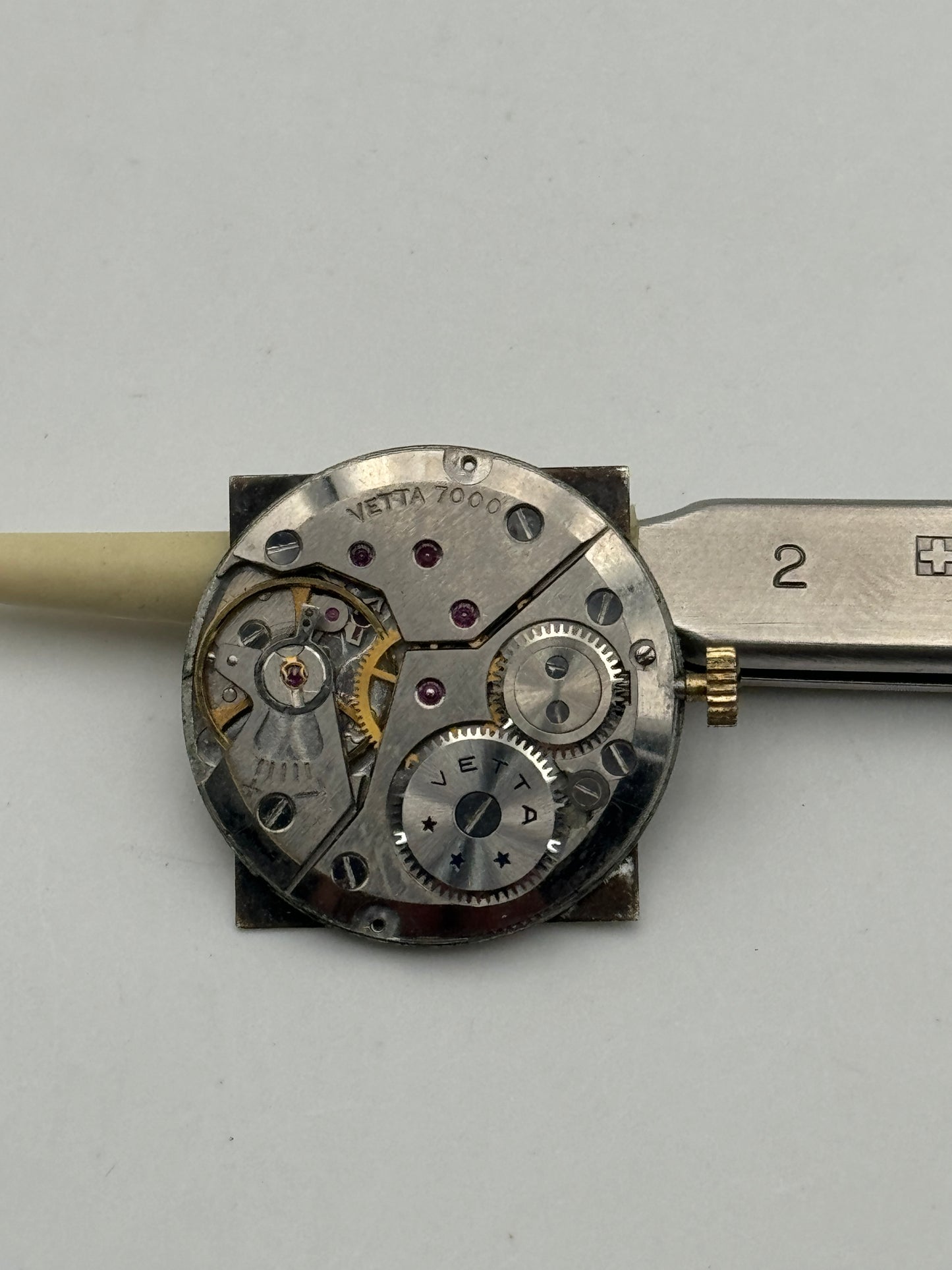 Wyler Vetta 7000 movement 7000 Peseux