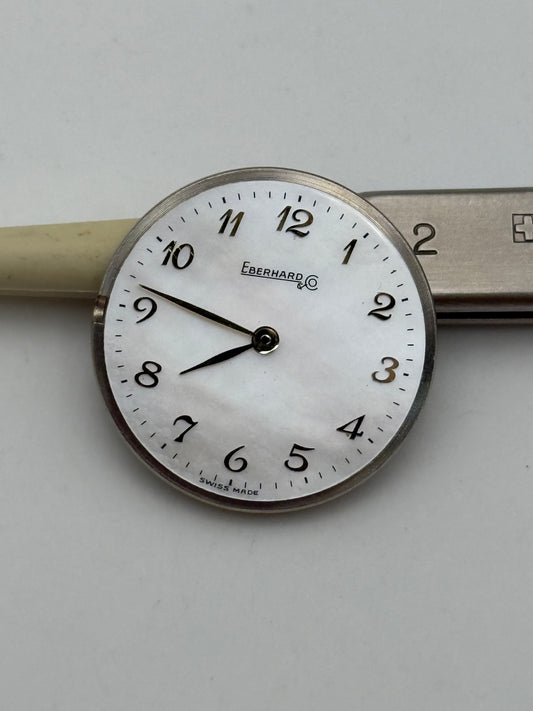 eberhard eta 256.041 movement movimento