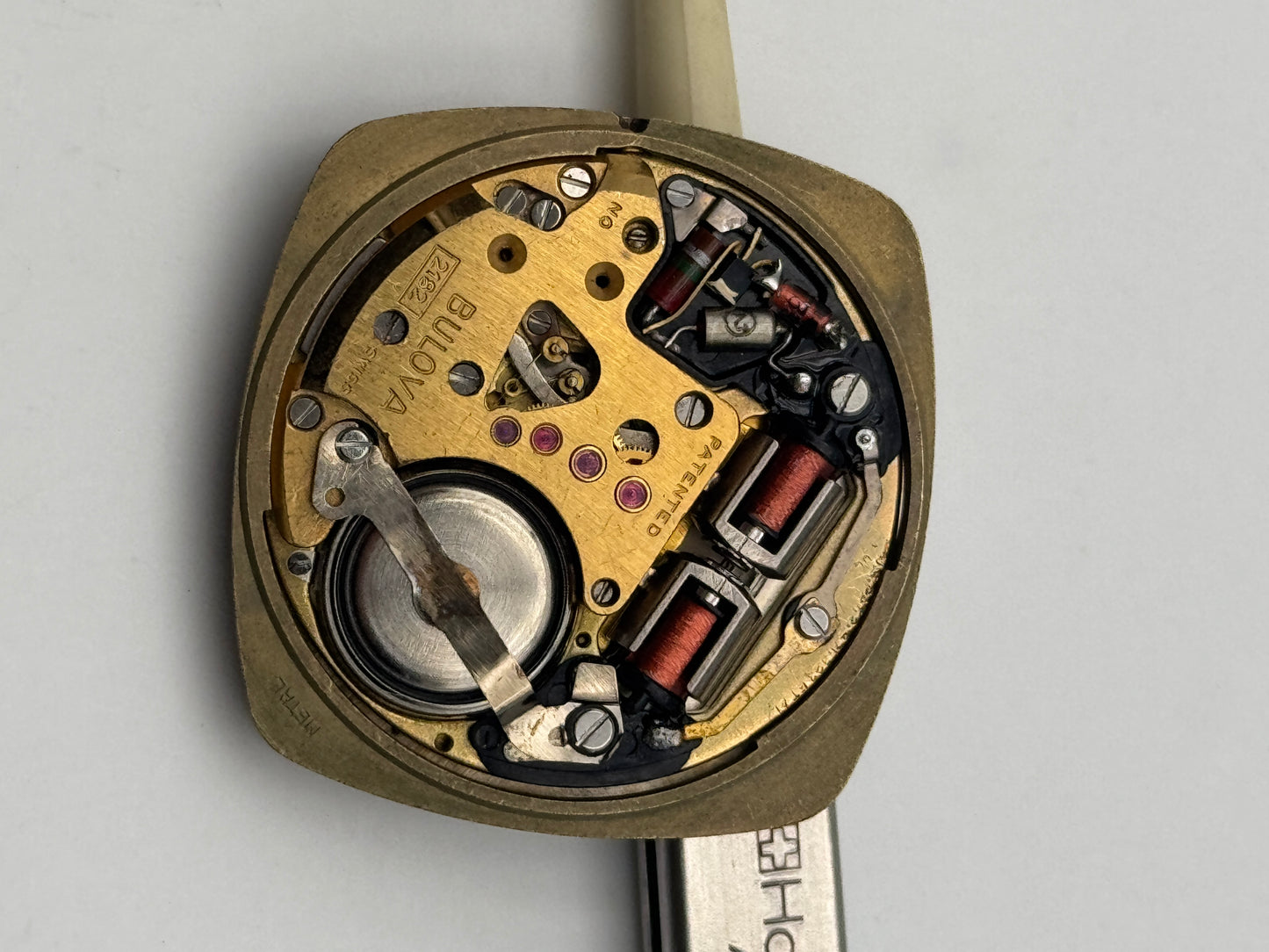 Bulova accuquartz 2181 movement movimento