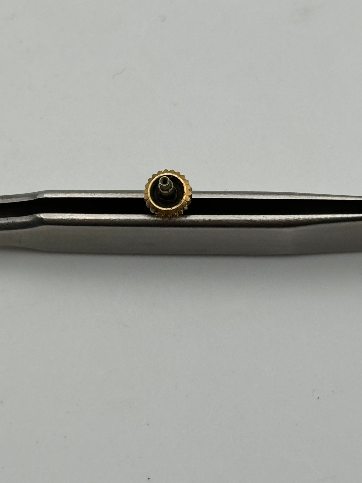 Rolex 5.8 mm corona gold crown