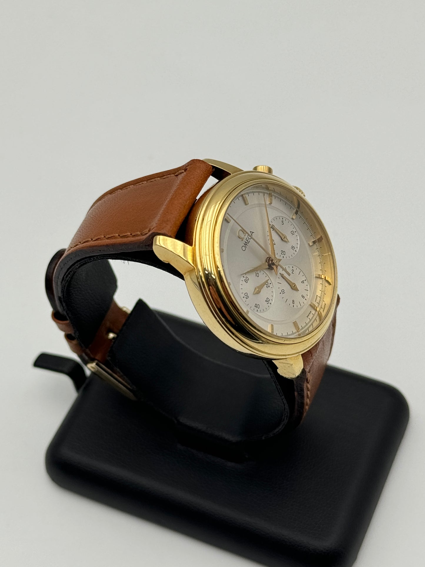 Omega De Ville Chronograph 145.0050 in oro 18kt