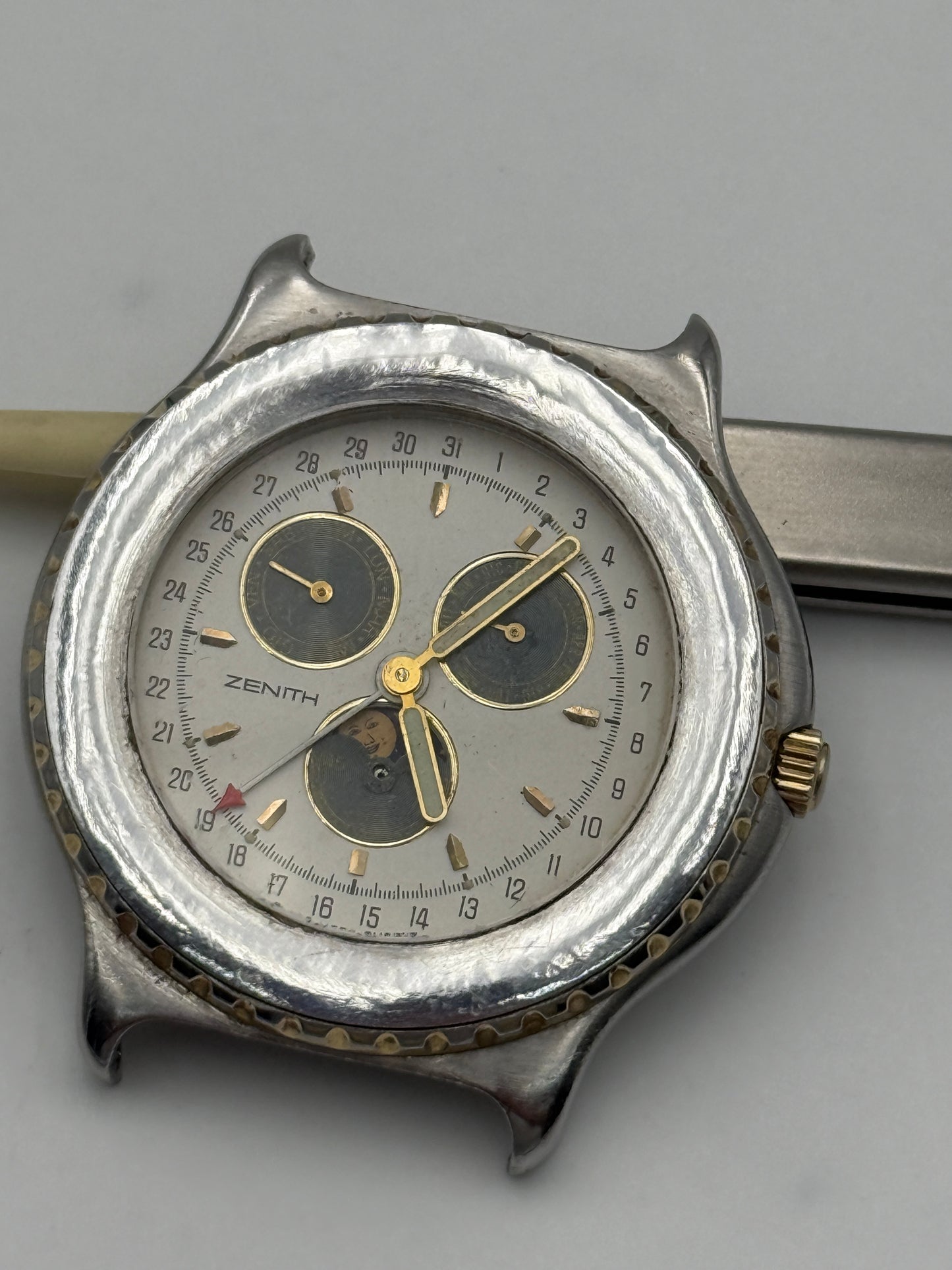 Zenith 19.0170.393 calendar