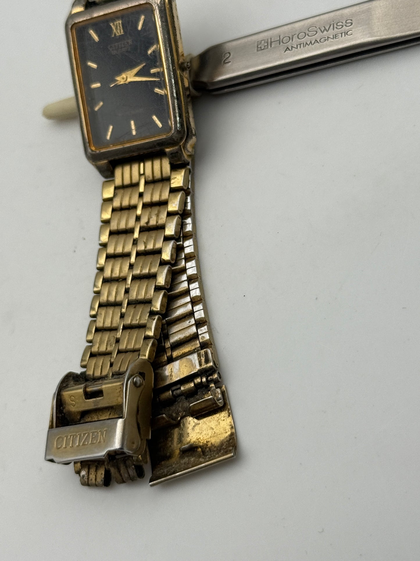 citizen quartz 1030 24x33mm