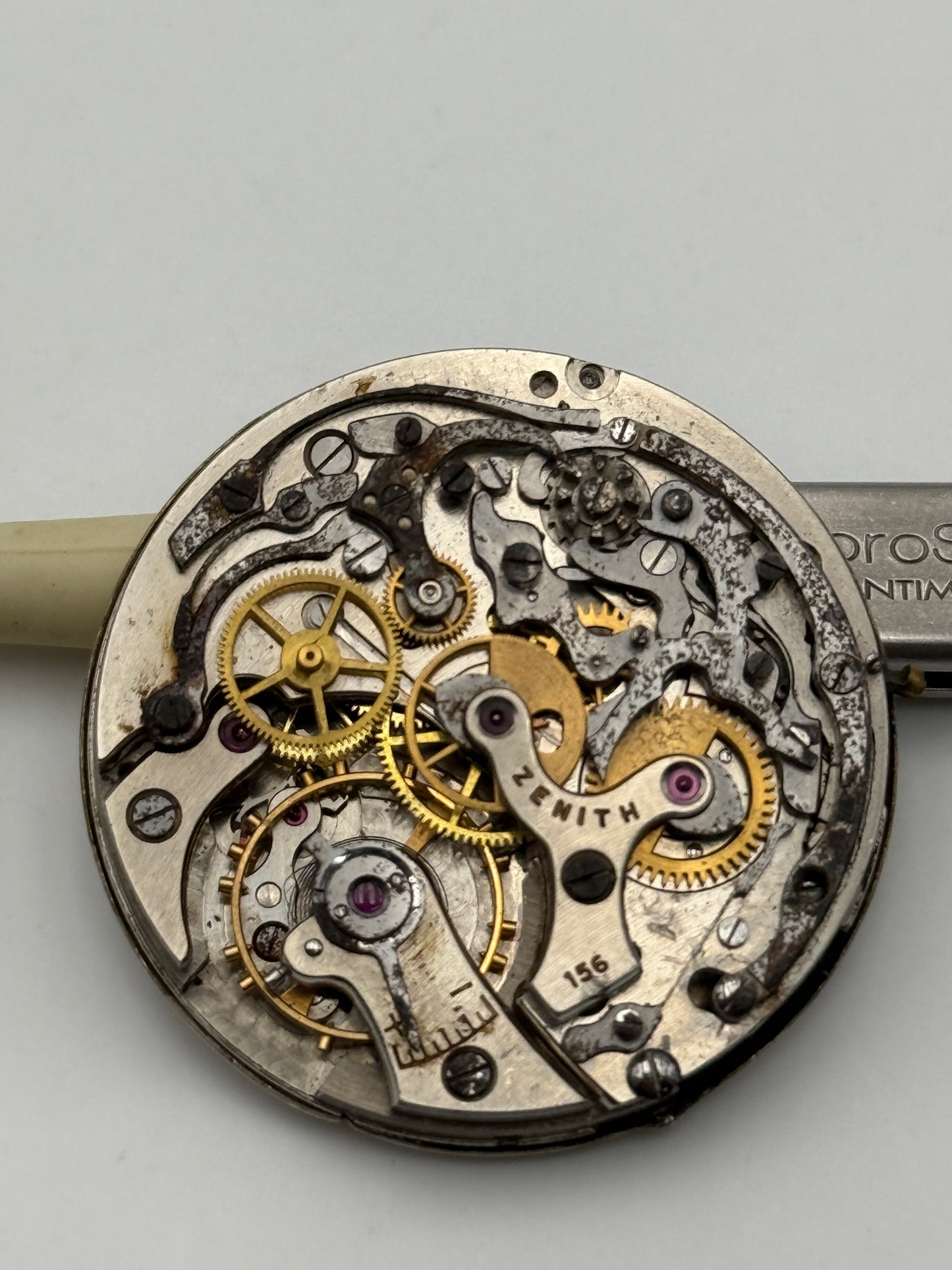 Zenith 156 chrono movement movimento