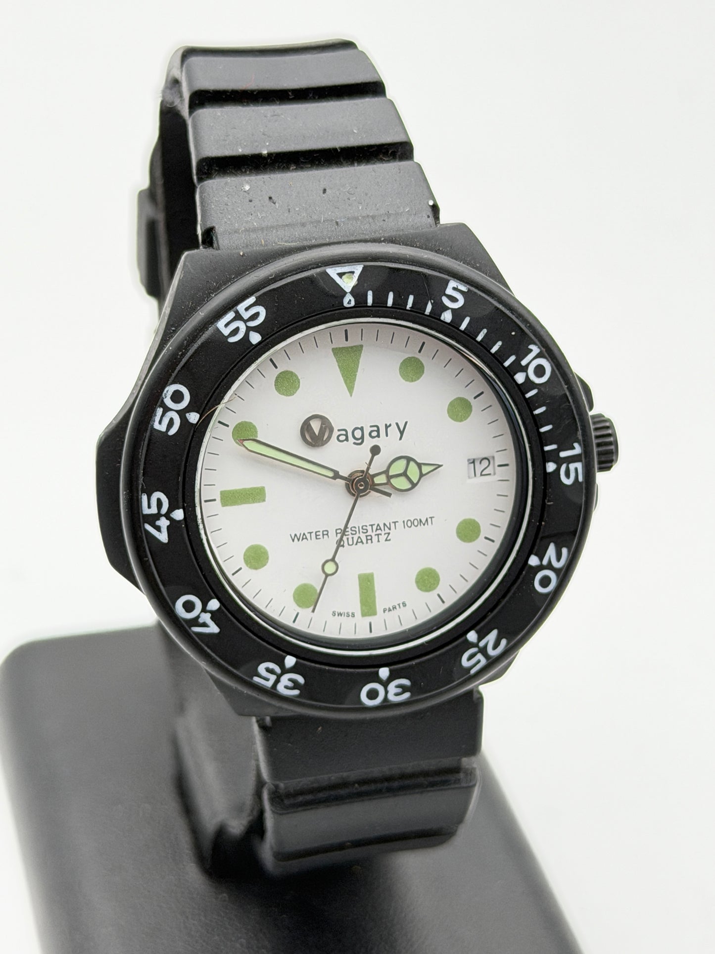vagary quartz 41mm new nos watch