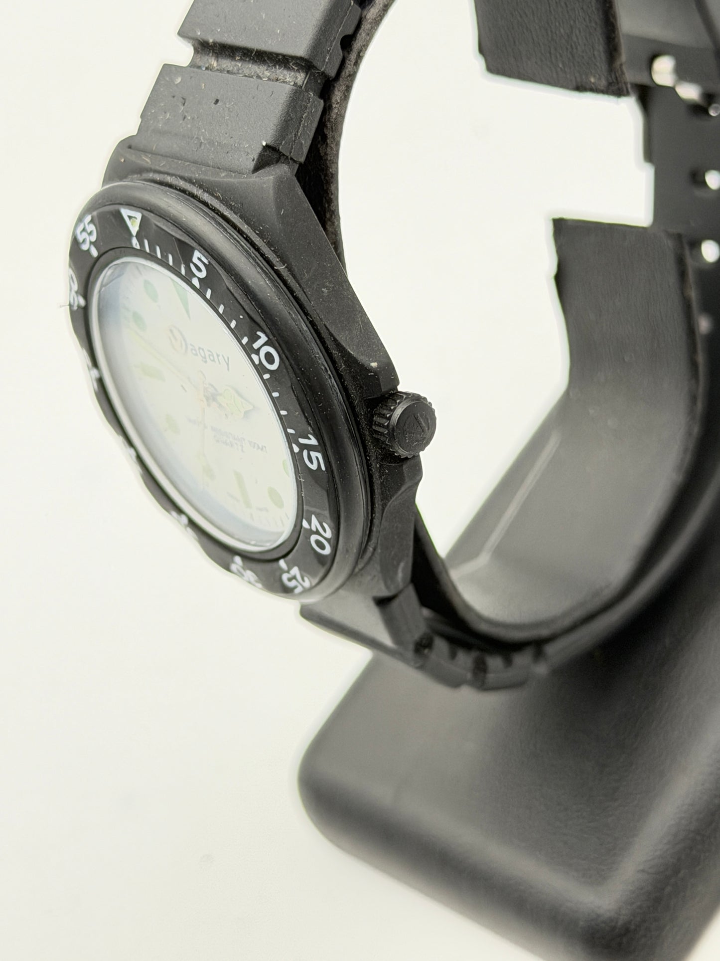 vagary quartz 41mm new nos watch