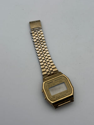 casio digital 587 A 153-W 34mm