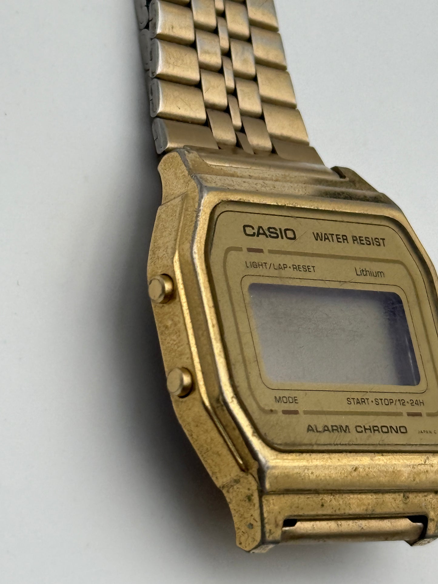 casio digital 587 A 153-W 34mm
