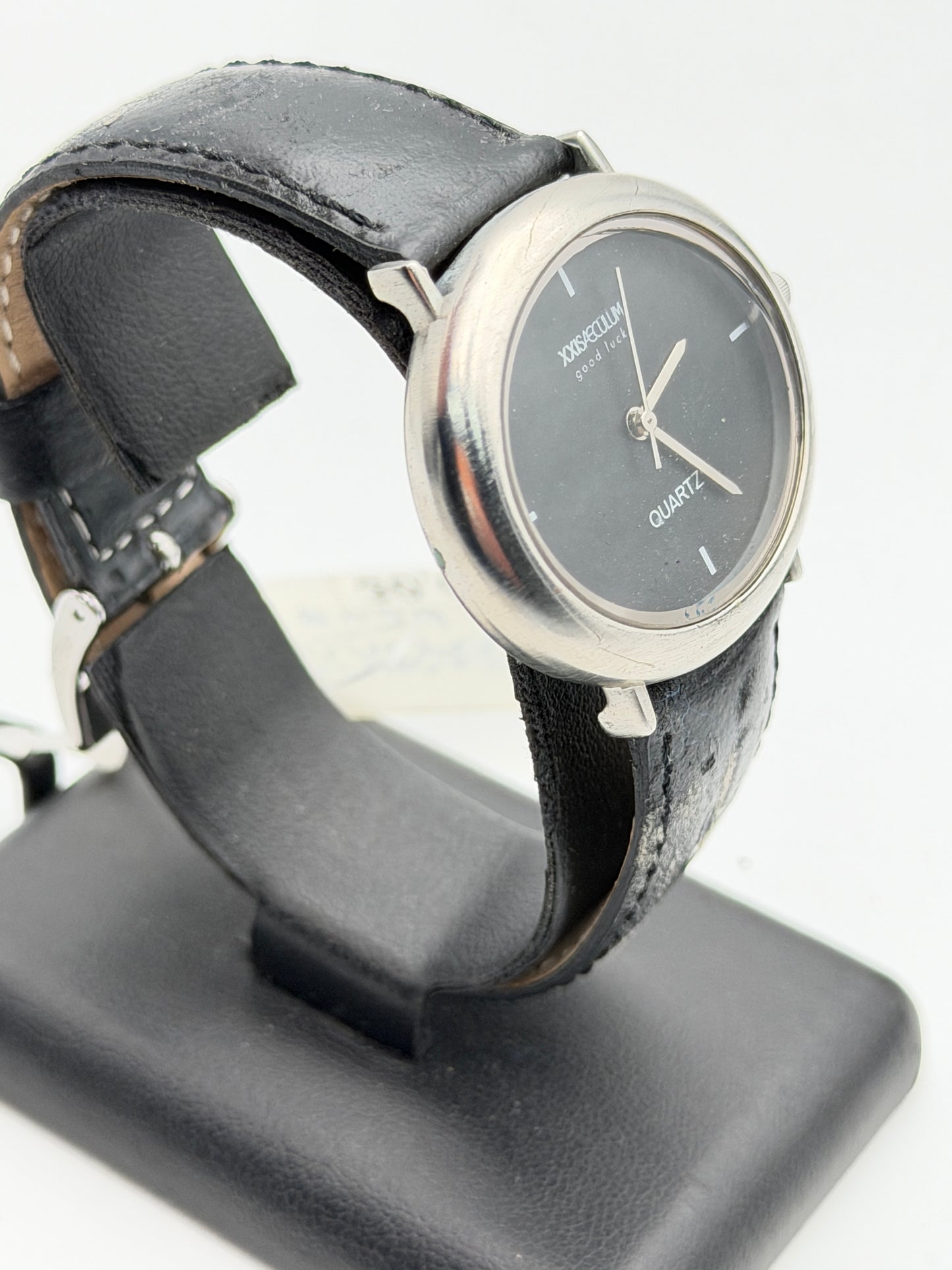 xisaecuum quartz watch new nos 36mm