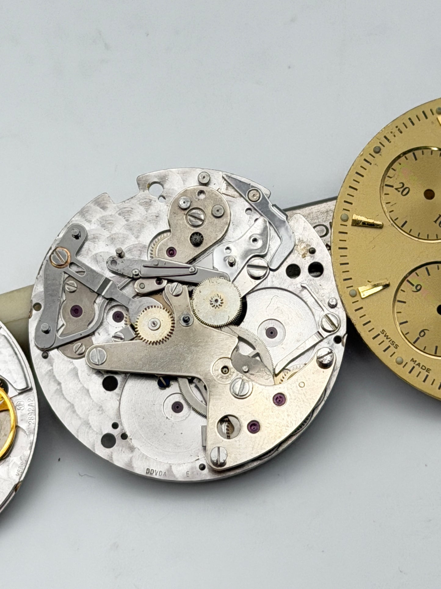 jaguar eta 2892 dubois depraz chrono movement movimento