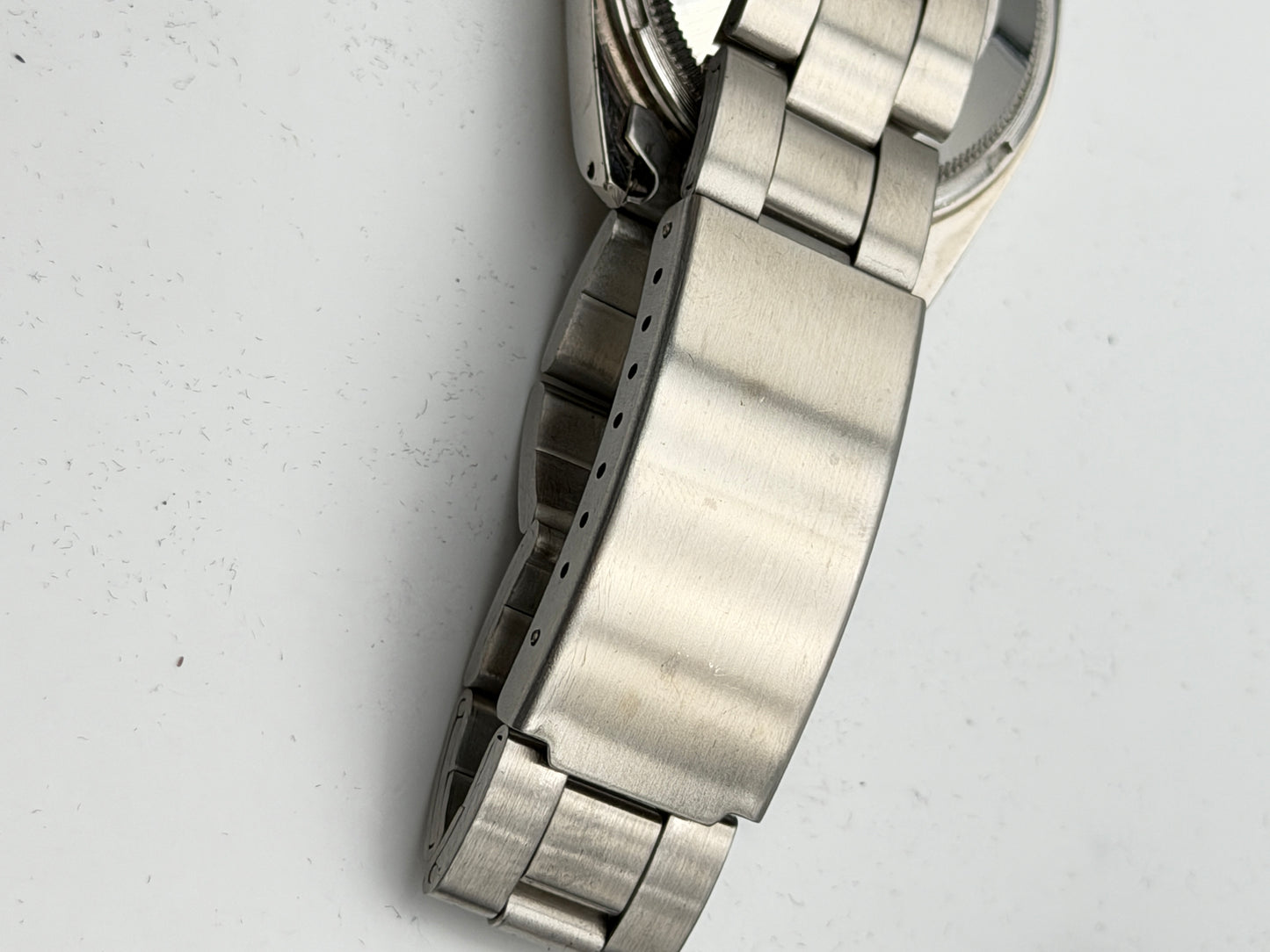 vagary 34mm quartz watch new nos