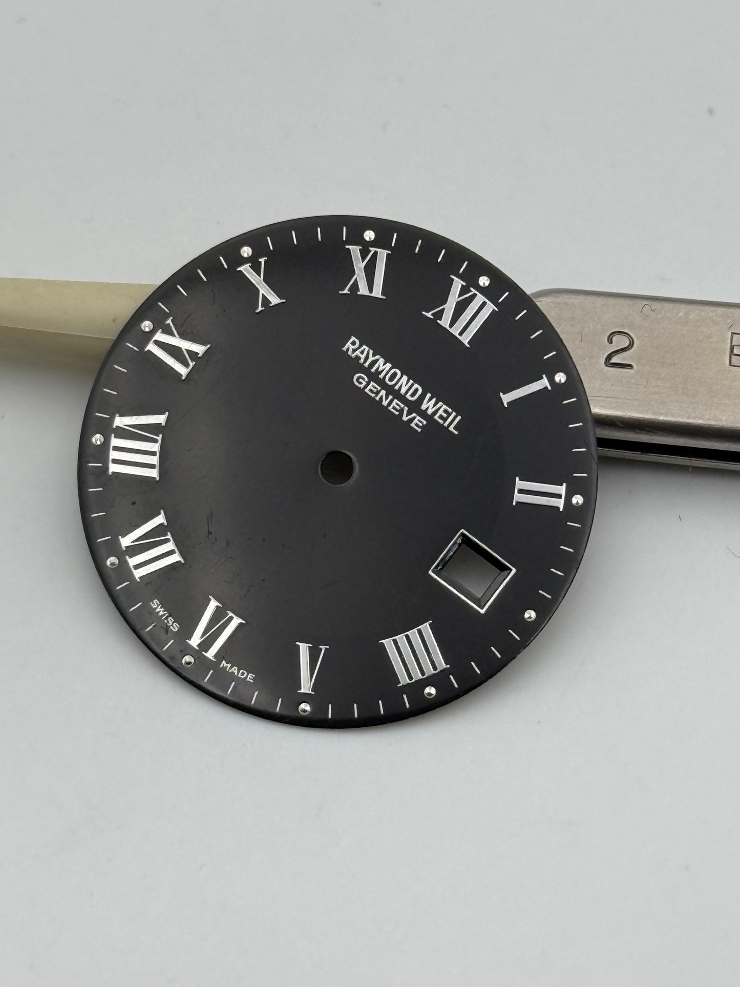 raymond weil geneve 28mm dial quadrante