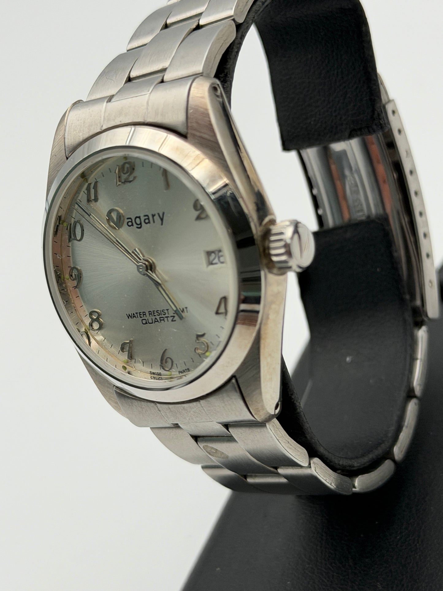 vagary 34mm quartz watch new nos