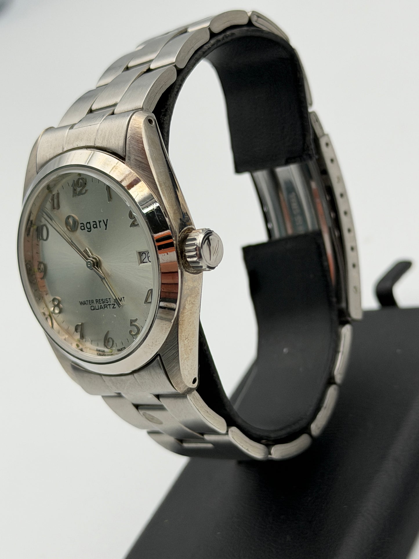 vagary 34mm quartz watch new nos