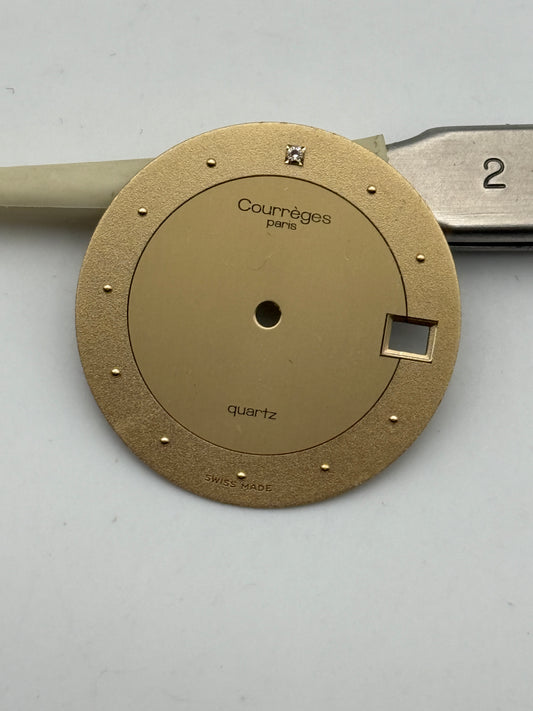 courreges quartz dial quadrante