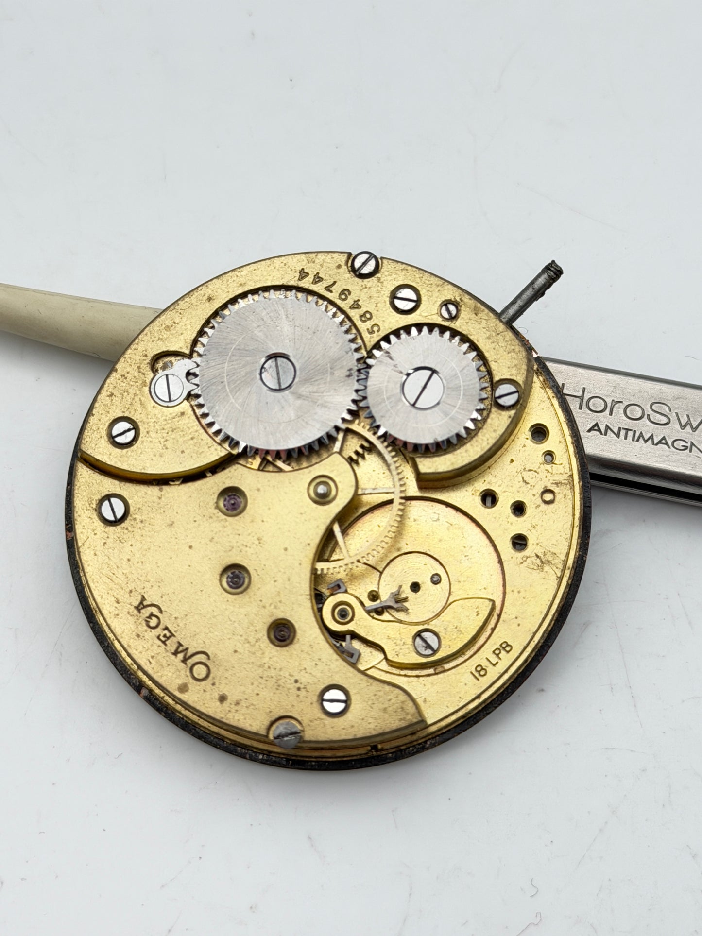omega 18 lpb movement movimento