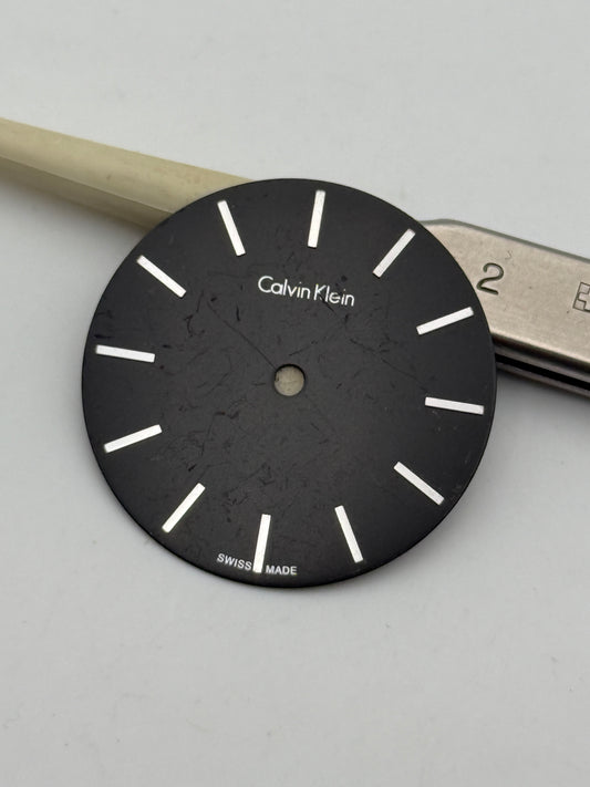 calvin klein 28.3mm dial quadrante
