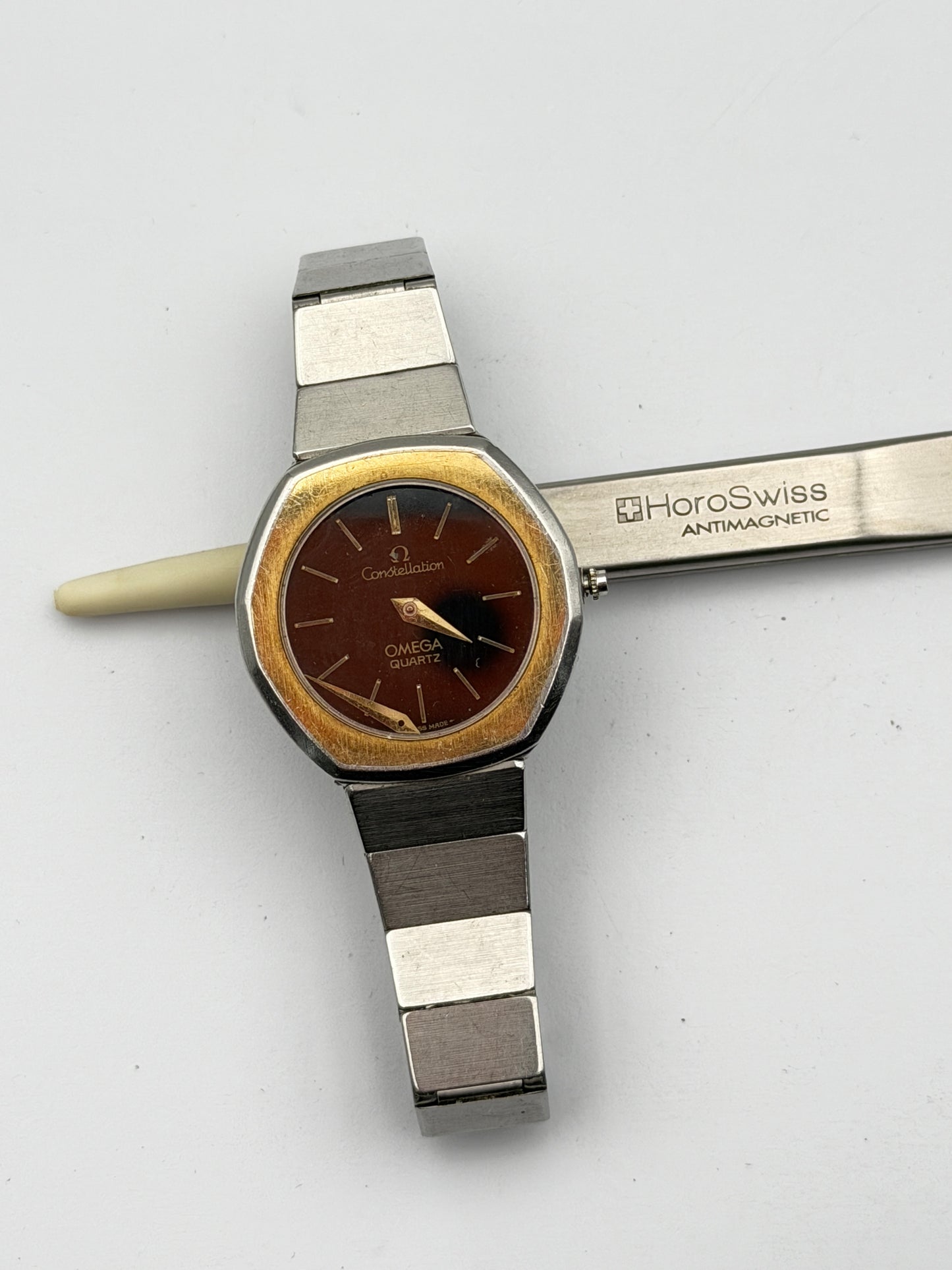 omega constellation quartz 28mm