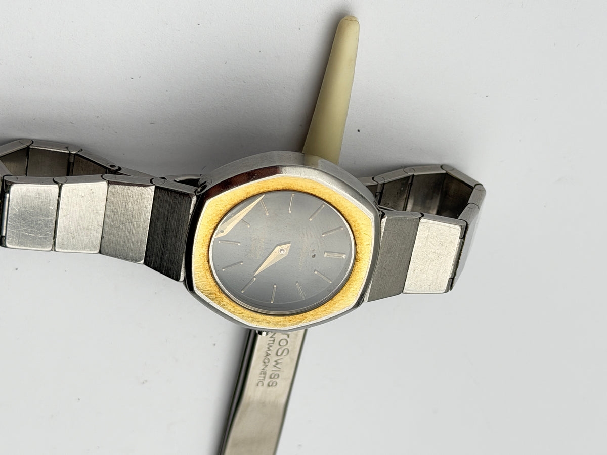 omega constellation quartz 28mm