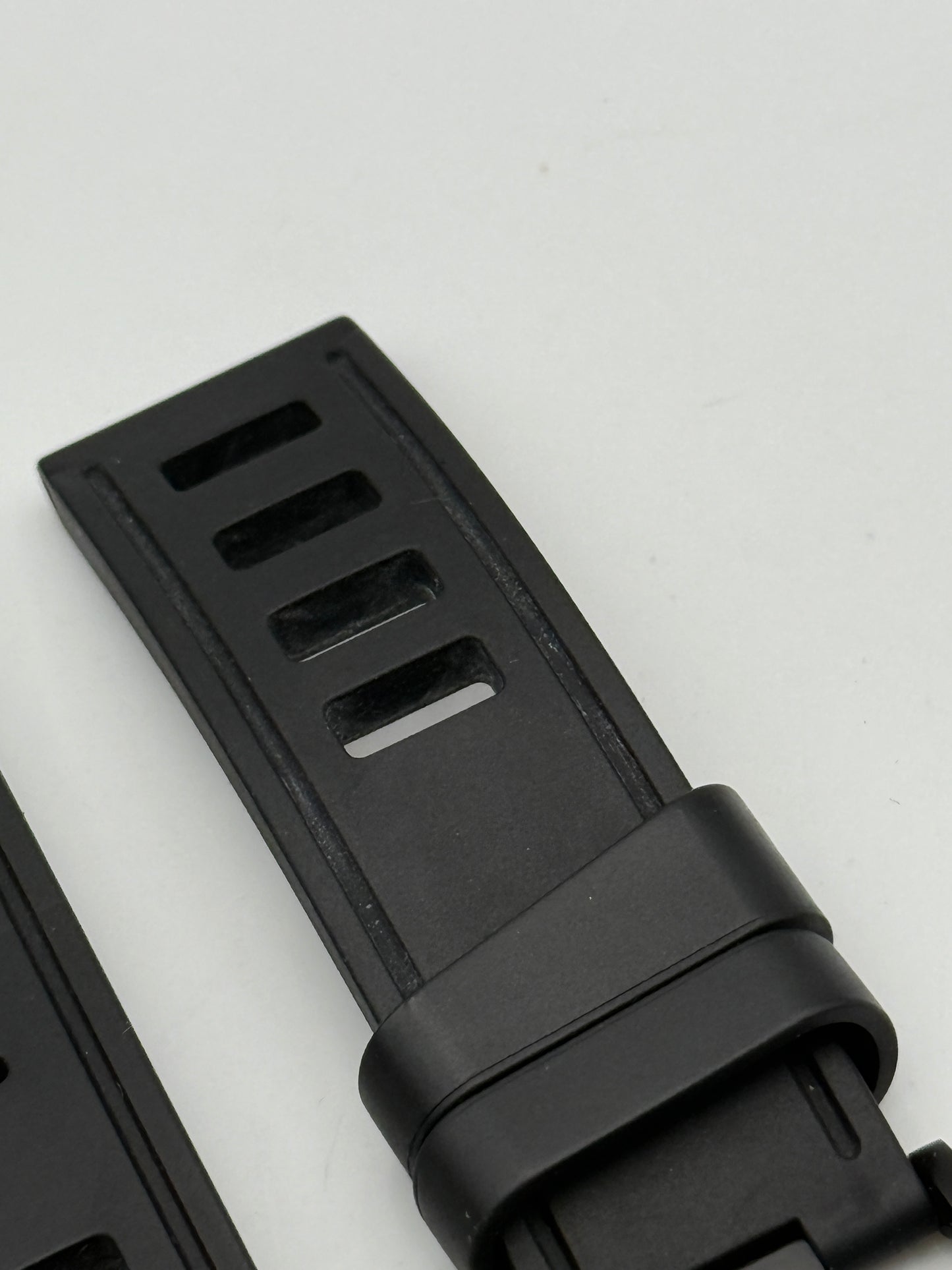 isofrane rubber strap cinturino black 22mm