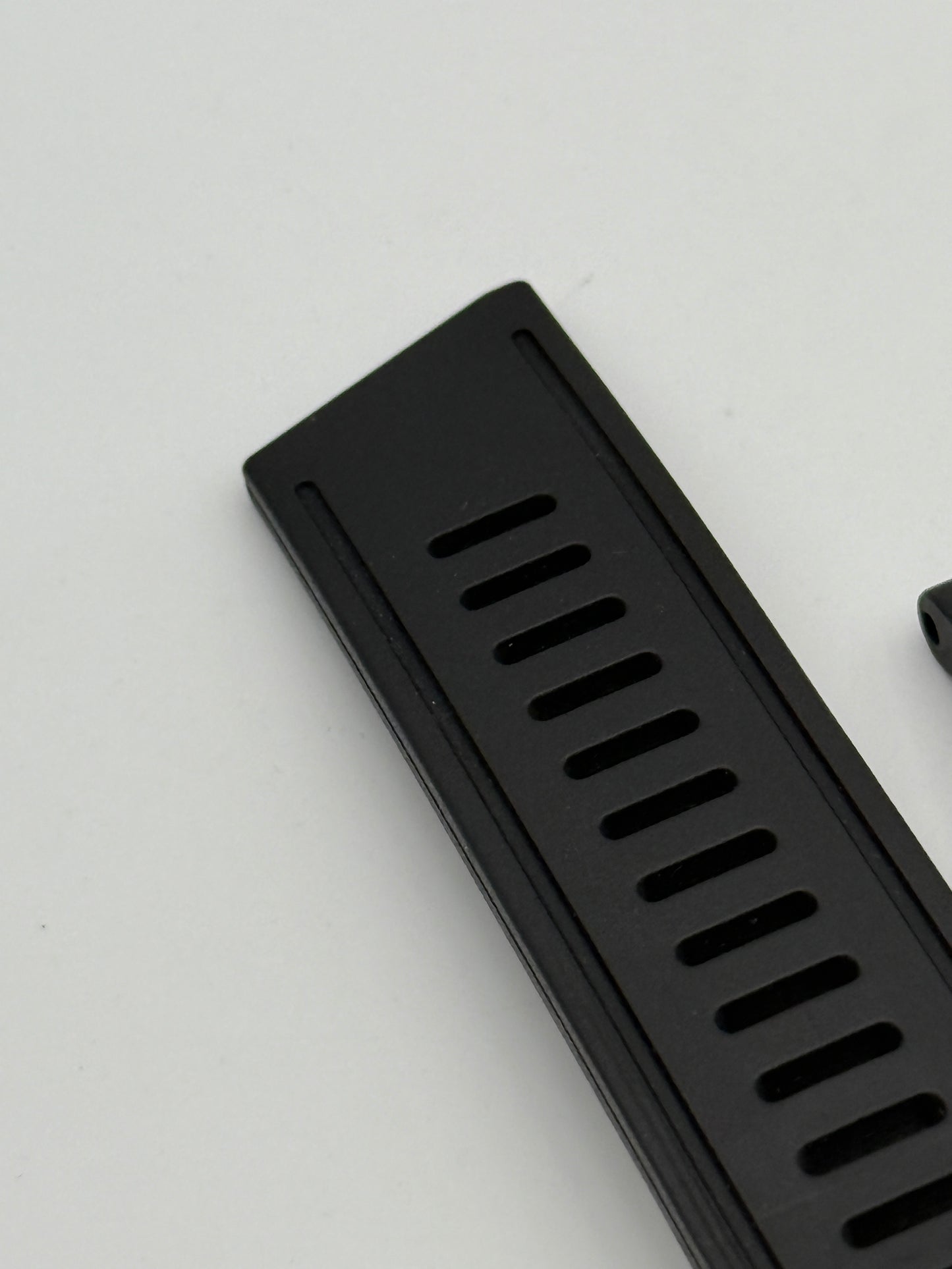 isofrane rubber strap cinturino black 22mm