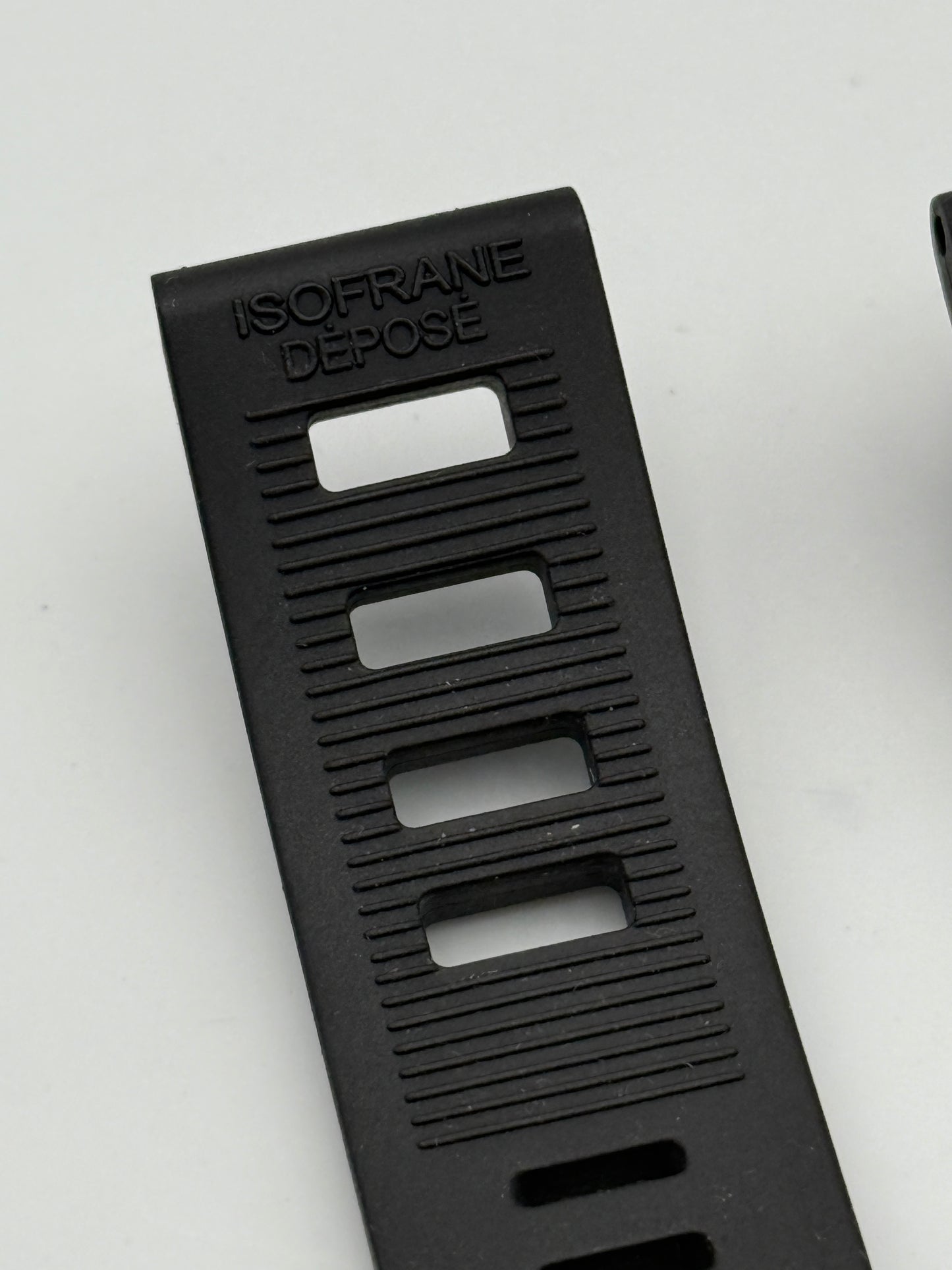 isofrane rubber strap cinturino black 22mm