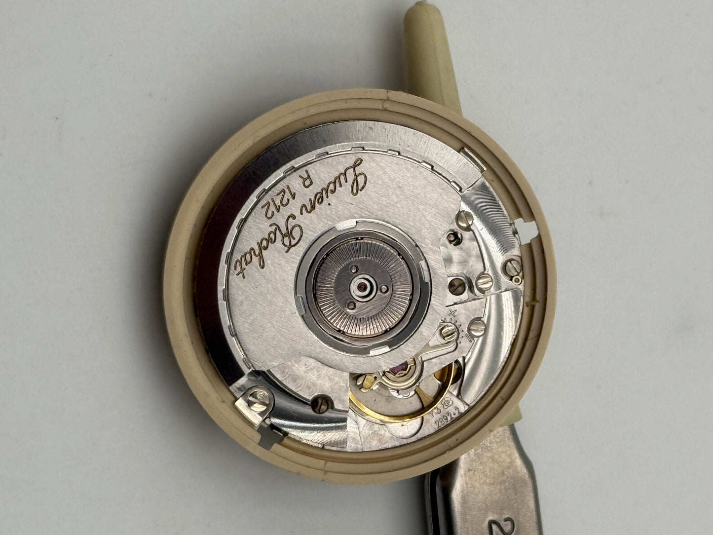 Lucien Rochat eta 2892-2 r1212 24h power reserve movement movimento dubois depraz module