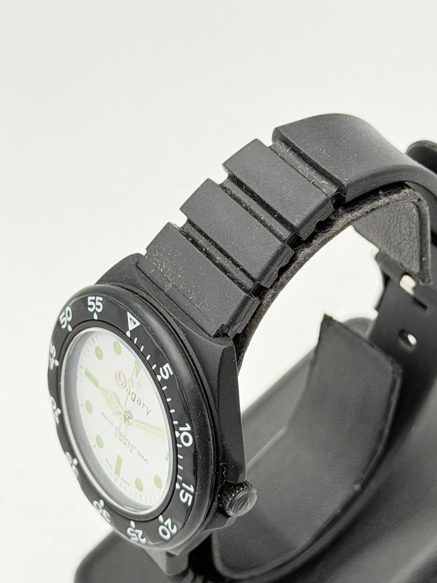 vagary swiss made watch nos vintage 38mm