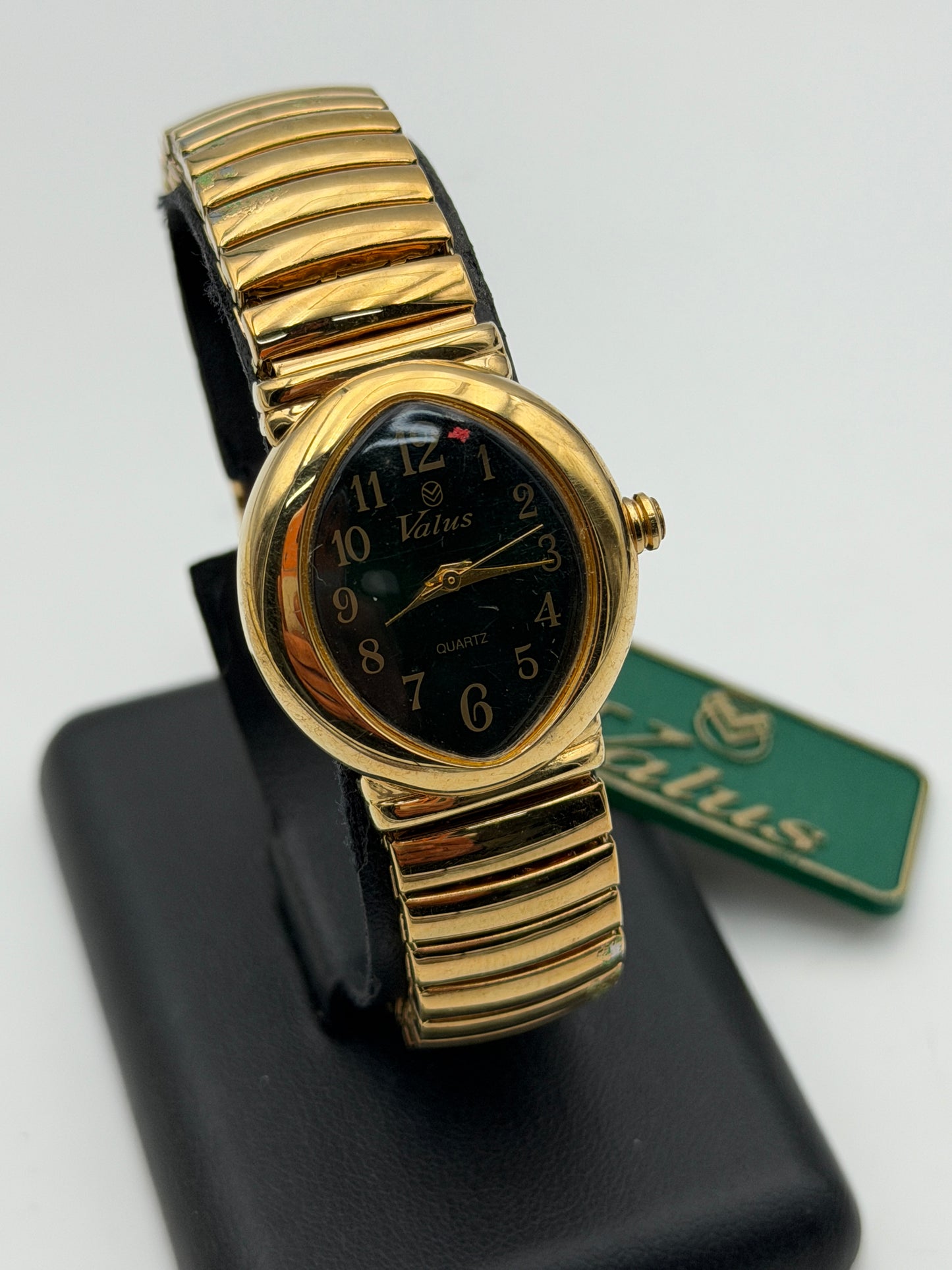 valus green watch vintage new nos quartz 27mm