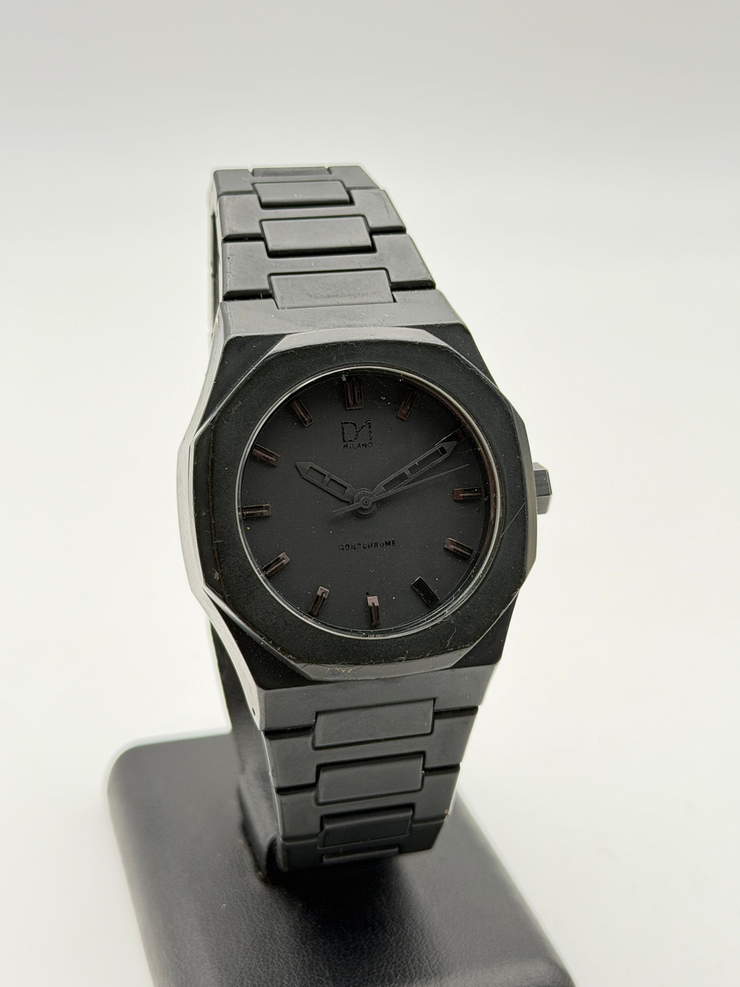 d1 Milano monochrome  41mm