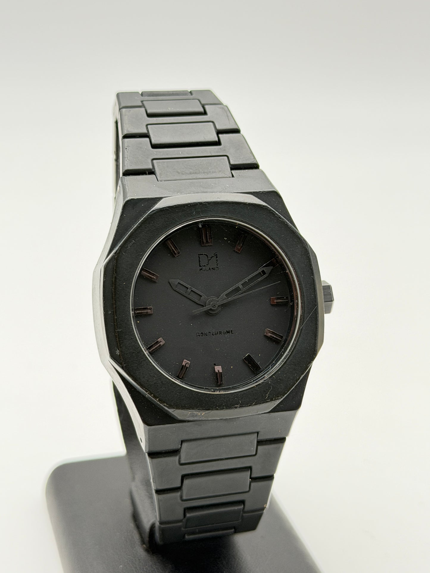 d1 Milano monochrome  41mm